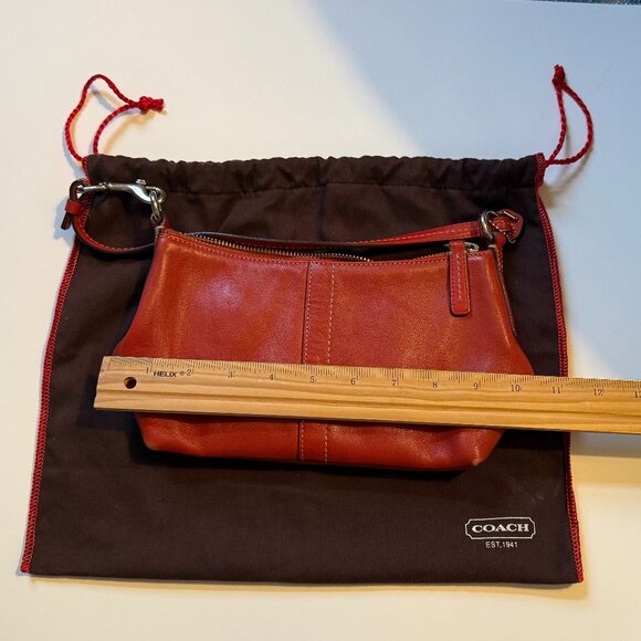 Women's Red Leather Coach Shoulder Bag - Picture 11 of 11